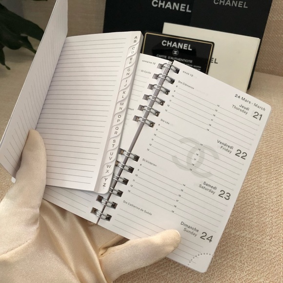 ❌SOLD❌ Chanel PM Agenda Black/Caviar LGHW -Like New - Picture 9 of 9